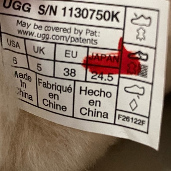 ❤️❤️❤️ UGG Classic Ultra Mini Boots Chestnut Kid’s 5 6 (Will Fit A Women’s 7 8) - Picture 6 of 15